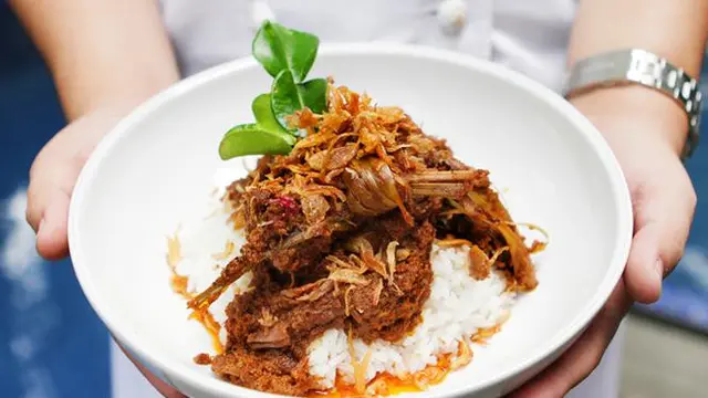 Rendang Kembali Jadi Makanan Terlezat di Dunia 2017