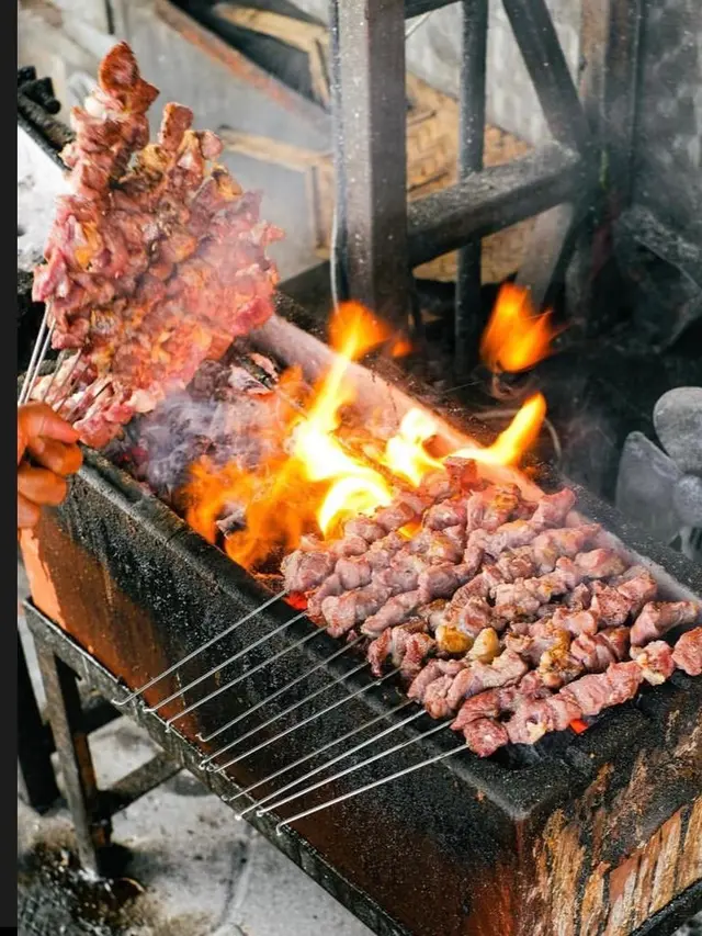 6 Rekomendasi Tempat Makan Sate Klathak, Kuliner Wajib Ketika Berkunjung ke Yogyakarta