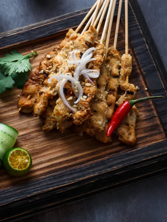 couponsonlinetoday.com, Bandung - Kuliner Indonesia memiliki banyak ragam dan inovasi yang terus berkembang seiring waktu. Salah satu kuliner yang tak pernah lekang oleh waktu adalah sate karena telah menjadi makanan favorit masyarakat dari berbagai kalangan.